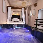 Loveroom Romantique Daire La Mure (Isere)