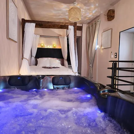 Loveroom Romantique Apartament La Mure (Isere)