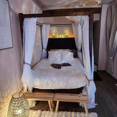 Loveroom Romantique